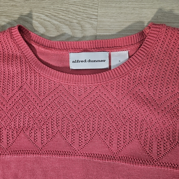 Women's Pink Short Sleeve Top - Picture 2 of 6